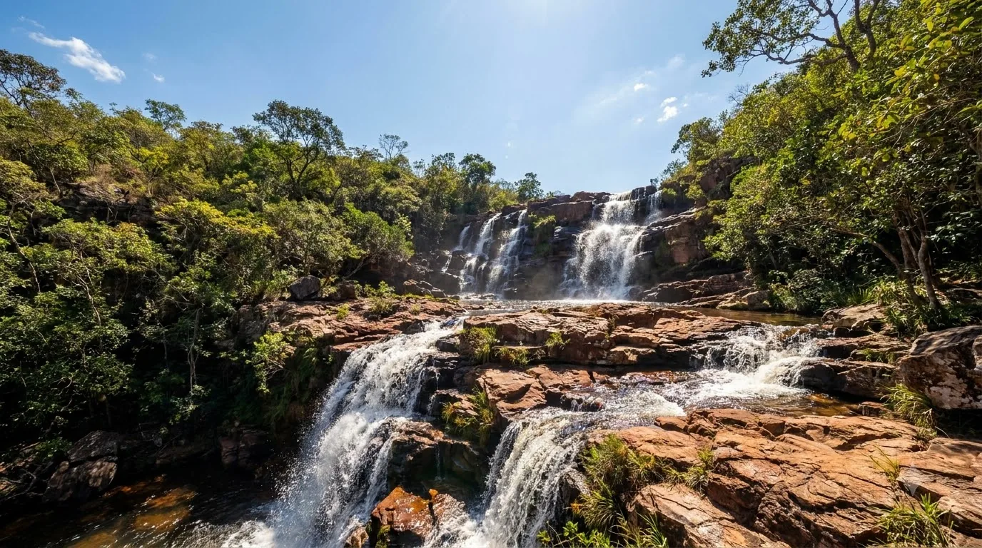 Cataratas dos Couros — cachoeira em Goias, Brasil