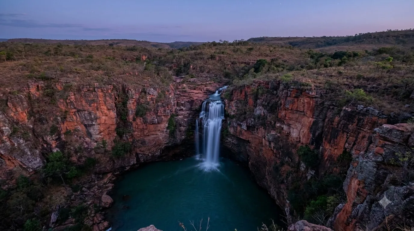 Poço Jaracuçu — cachoeira em Goias, Brasil